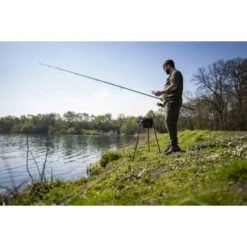 Soporte De Cubeta Avid Carp Lok Down 13 Soporte De Cubeta Avid Carp Lok Down -Tienda De Pesca Avid20Lok20Down20Stand3 550x550w