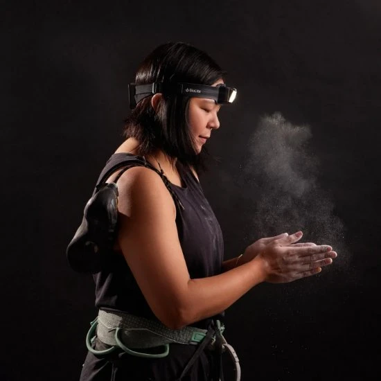 Linterna Frontal BioLite 800 Pro Gris Medianoche Negra 6 Linterna Frontal BioLite 800 Pro Gris Medianoche Negra - Imagen 6