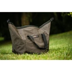 Bolsa Impermeable Compacta Korda Pequeña -Tienda De Pesca KLUG56 4 550x550w