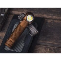 Olight Perun 2 Desierto Tan 16 Olight Perun 2 Desierto Tan -Tienda De Pesca Olight20Perun20220Desert20Tan7 550x550w
