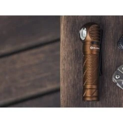 Olight Perun 2 Desierto Tan 17 Olight Perun 2 Desierto Tan -Tienda De Pesca Olight20Perun20220Desert20Tan8 550x550w