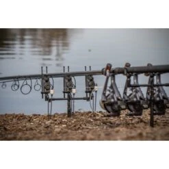 Solar Black-Lite Pro-Loc Adjustable 2 Rod Buzzer Bar Back -Tienda De Pesca kzLbMlzc 550x550w 4