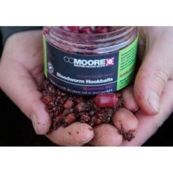 CC Moore Bloodworm Hookbait Wafters 10x14mm -Tienda De Pesca worm 4 team outdoors 550x550w